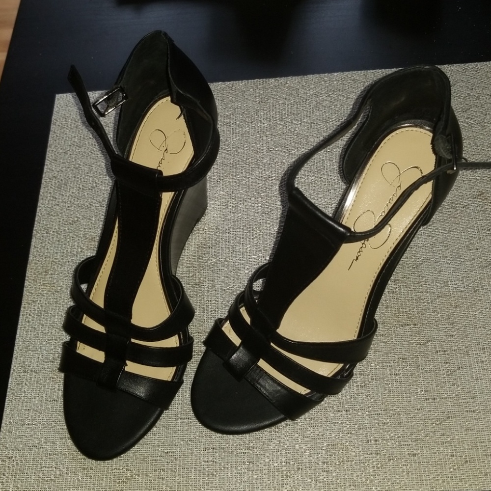 Brand new Jessica Simpson Wedges